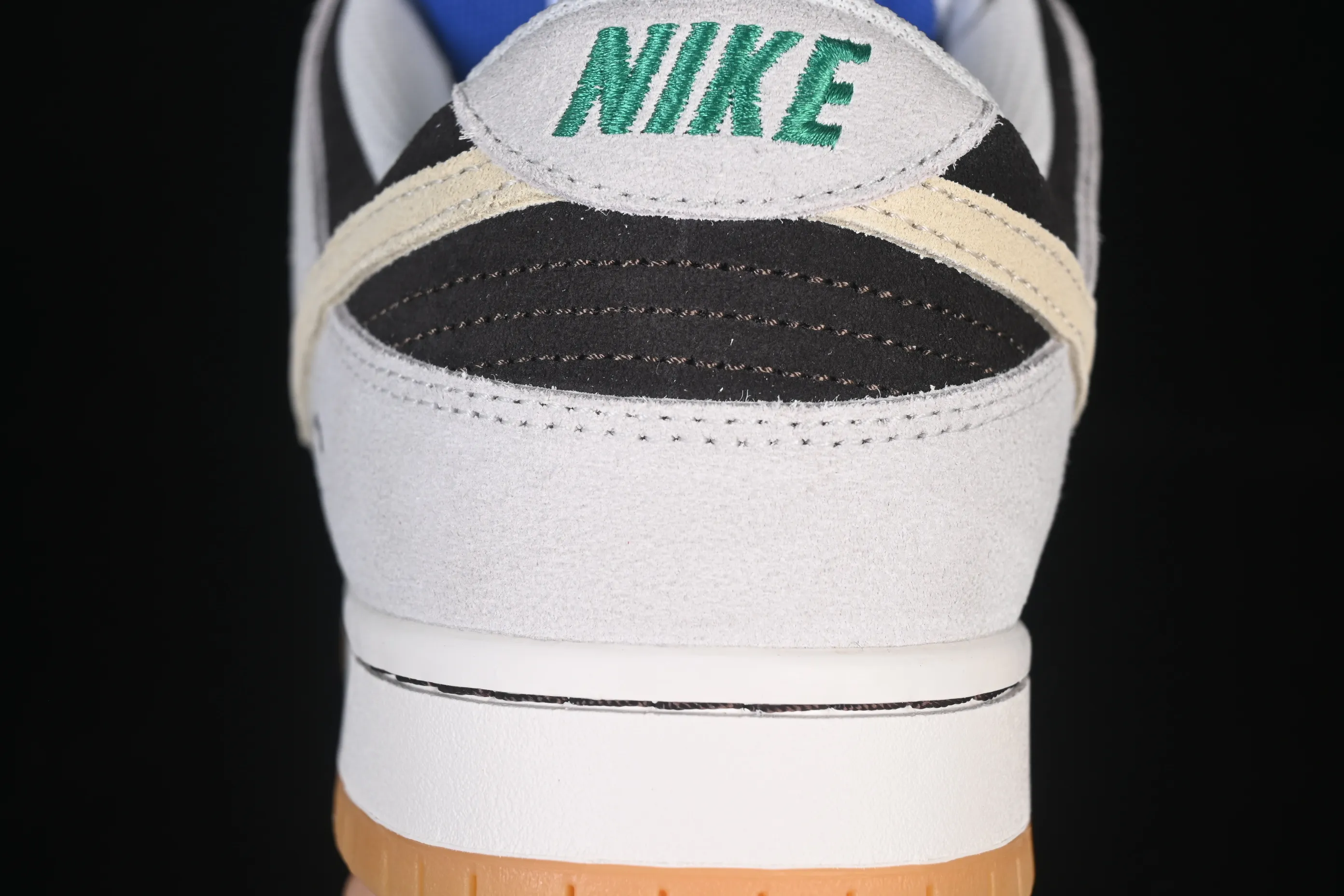 All categories Nk SB Dunk series Nk SB Dunk Low low-top sneakers Nike SB Dunk Low low-top casual sneakers HF3704-001